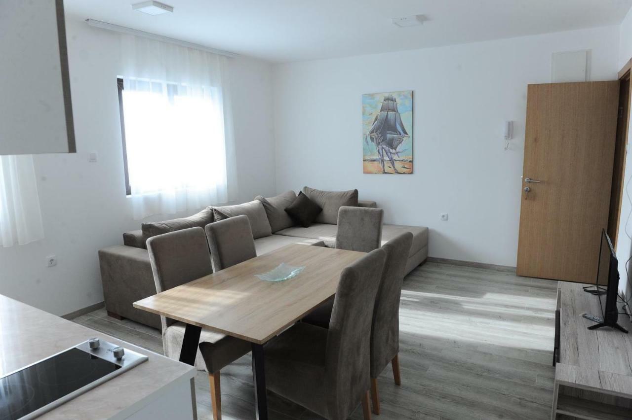 Goma Kop Apartmani โคเปานิก ภายนอก รูปภาพ