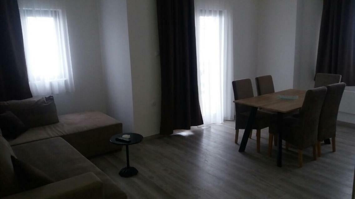 Goma Kop Apartmani โคเปานิก ภายนอก รูปภาพ