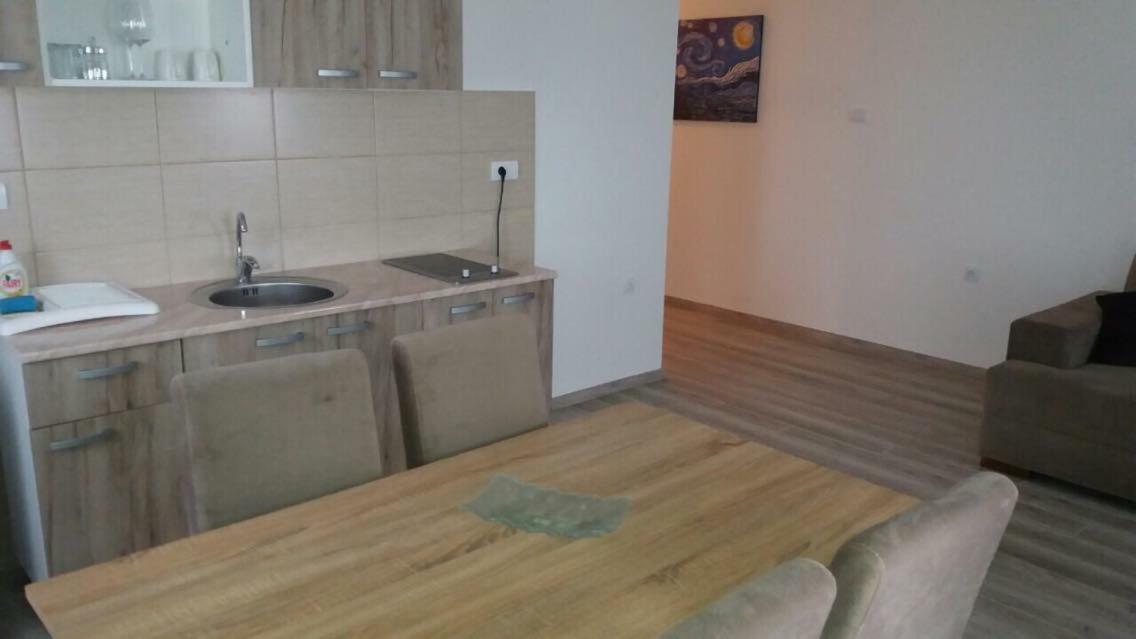 Goma Kop Apartmani โคเปานิก ภายนอก รูปภาพ